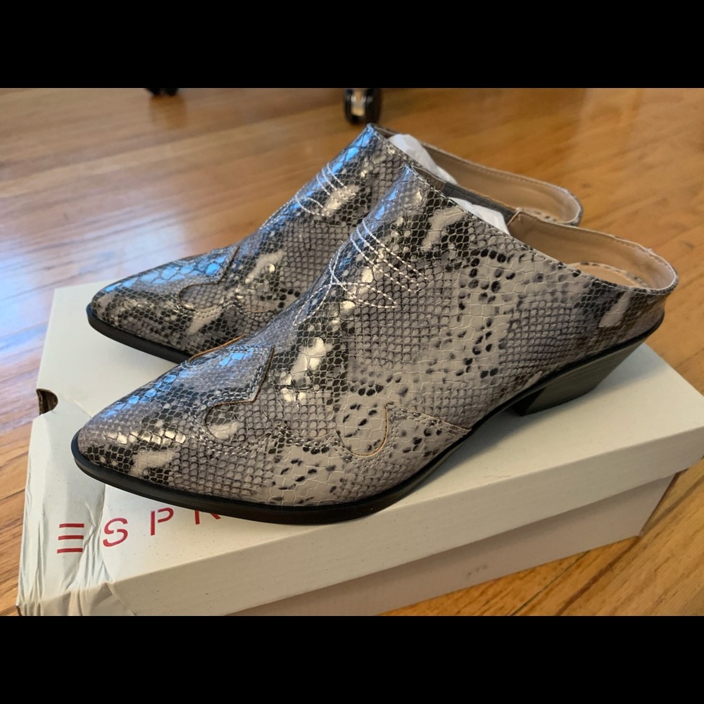 NEW ESPRIT BOOTIES 7